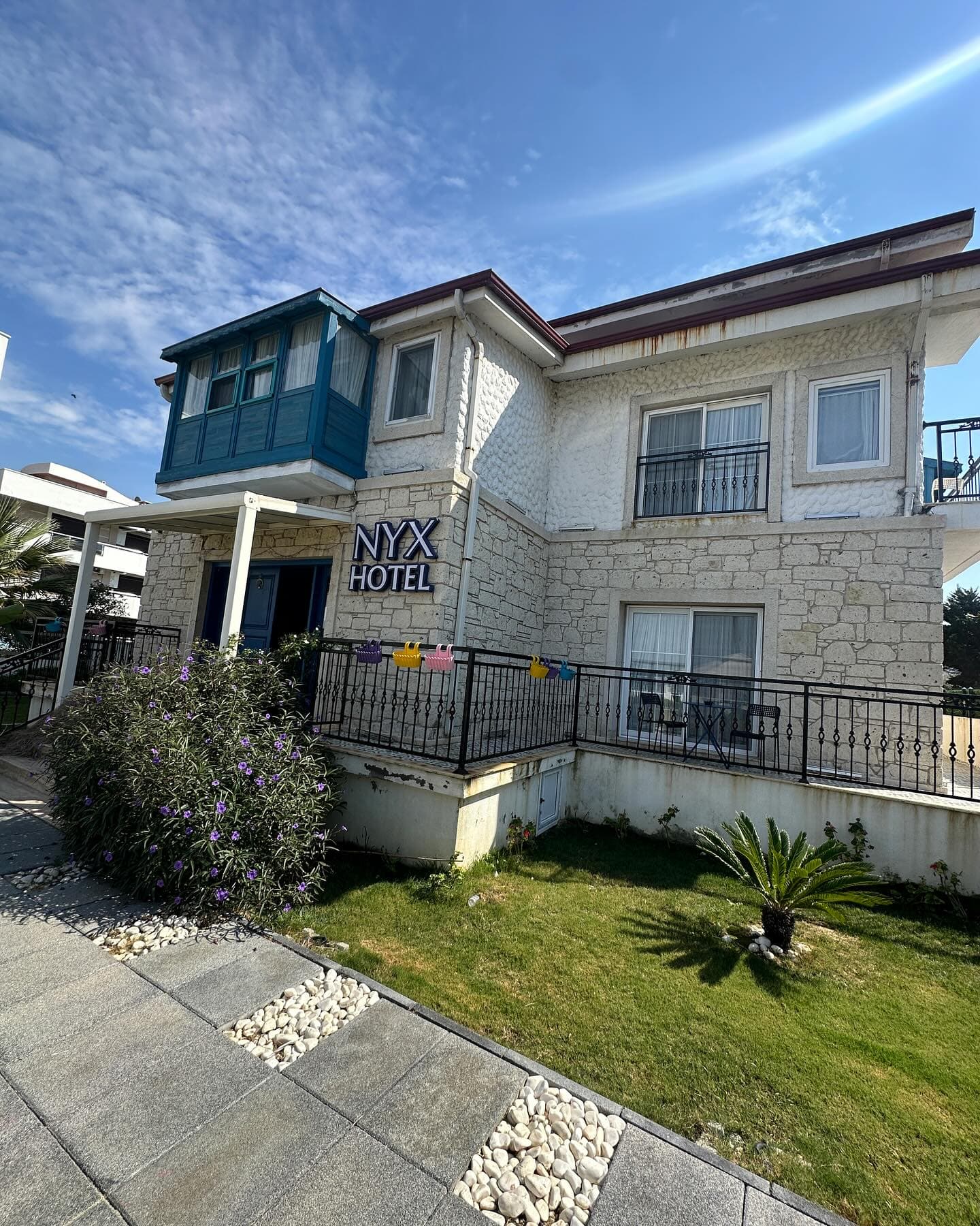 NYX Hotel — Cam Balkon